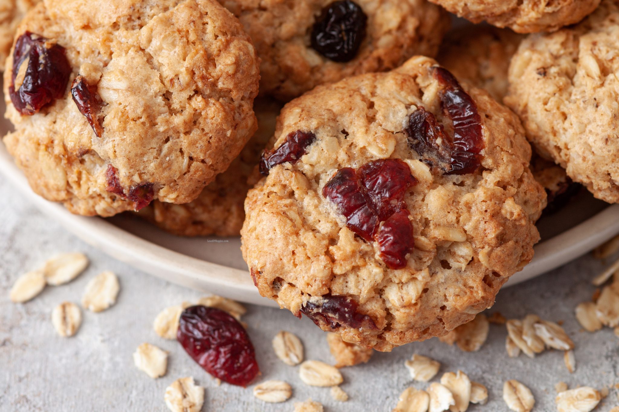 Easy Vegan Oatmeal Cookies (5 Flavors!) Love of Veggies