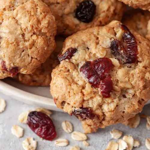 Easy Vegan Oatmeal Cookies