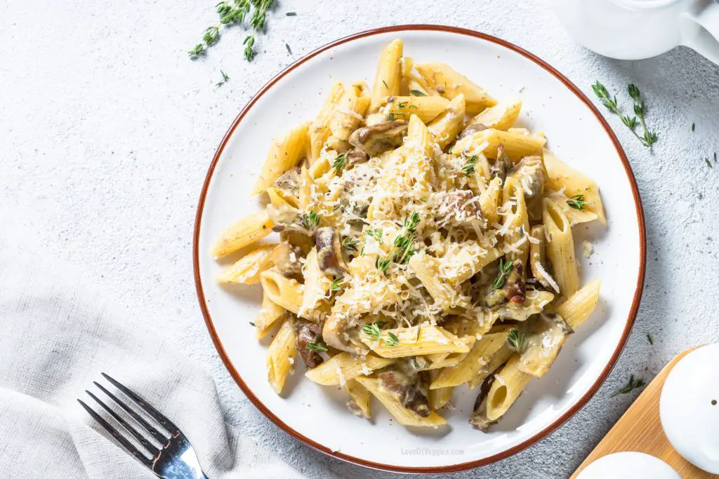 Creamy Vegan Pasta - Love of Veggies